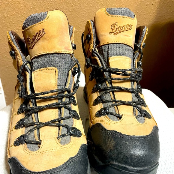 Danner Shoes Mens Danner Hiking Boots Size 95 Poshmark
